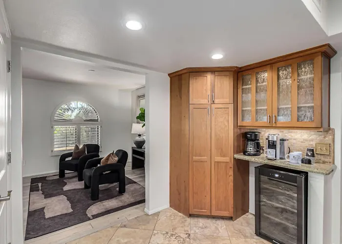 The Parkwood Retreat *